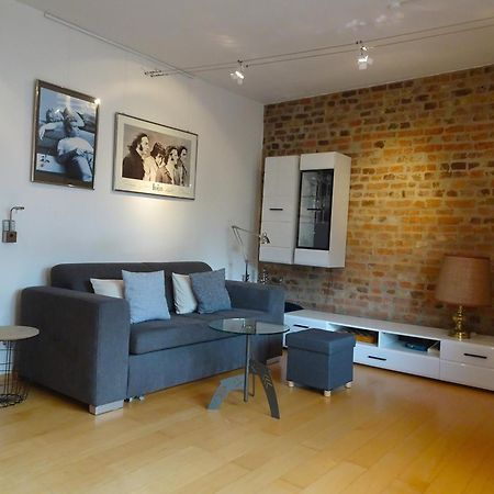 Landhausstil Trifft Moderne Muhlheim am Main エクステリア 写真